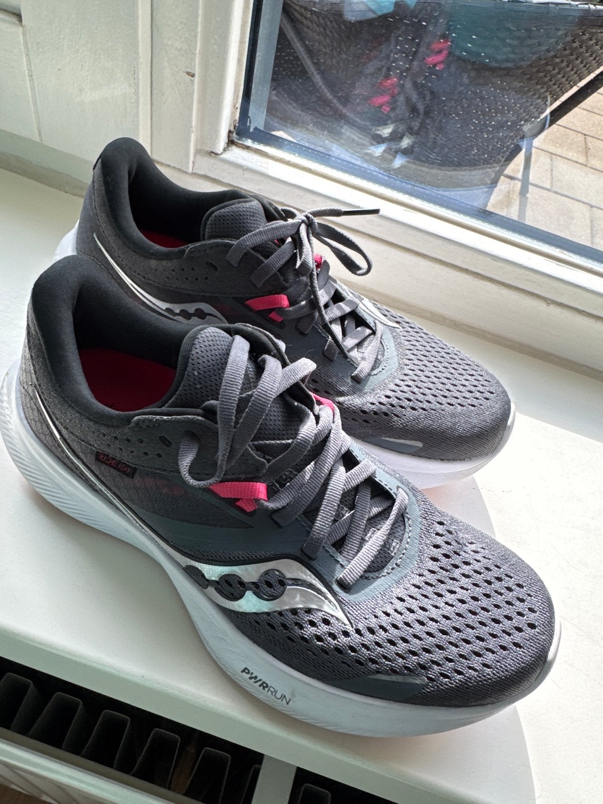 Saucony hardloopschoenen - Zo goed als nieuw, Hardloopschoenen, Zo goed als nieuw, Hardlopen, Saucony