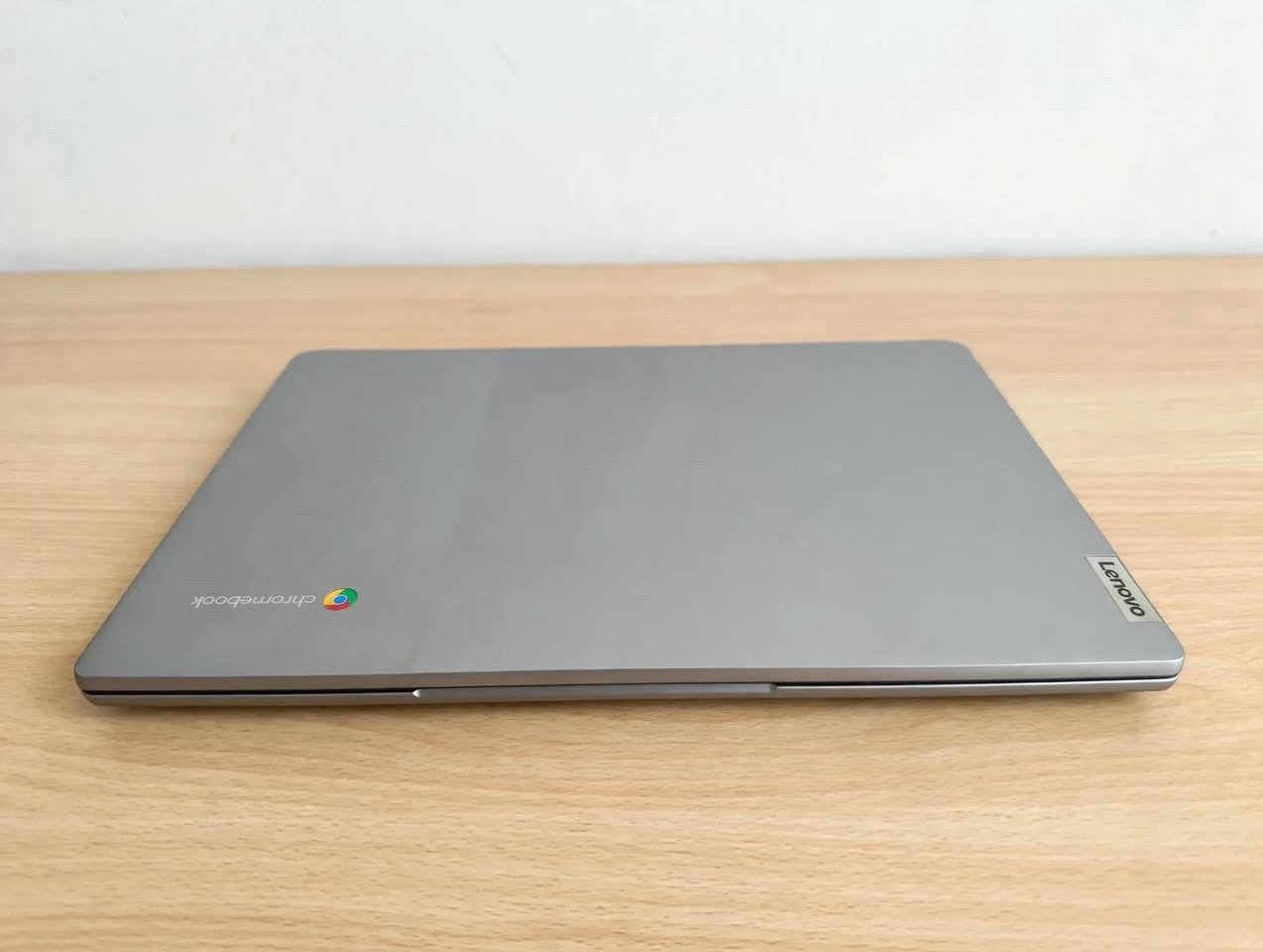 Lenovo Chromebook 14", Ophalen, Zo goed als nieuw, Bescherming voor- en achterkant