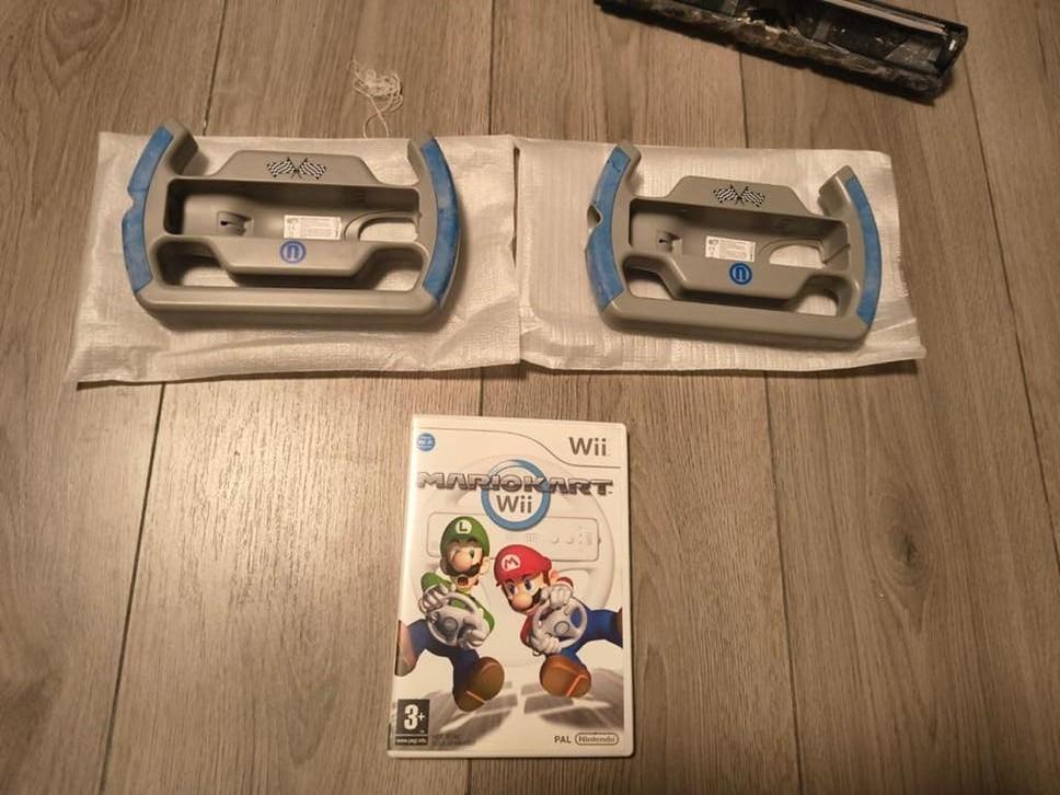 Mario Kart Wii met 2 sturen - Werkt perfect!, Gebruikt, Racen en Vliegen, Eén computer, Ophalen of Verzenden