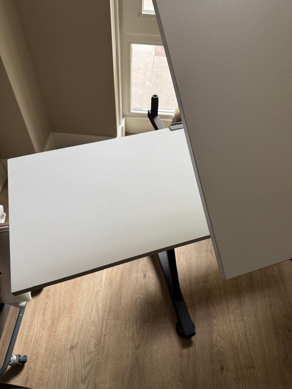 Tekentafel met verstelbaar blad en opbergruimte, Ophalen, Zo goed als nieuw, Minder dan 130 cm