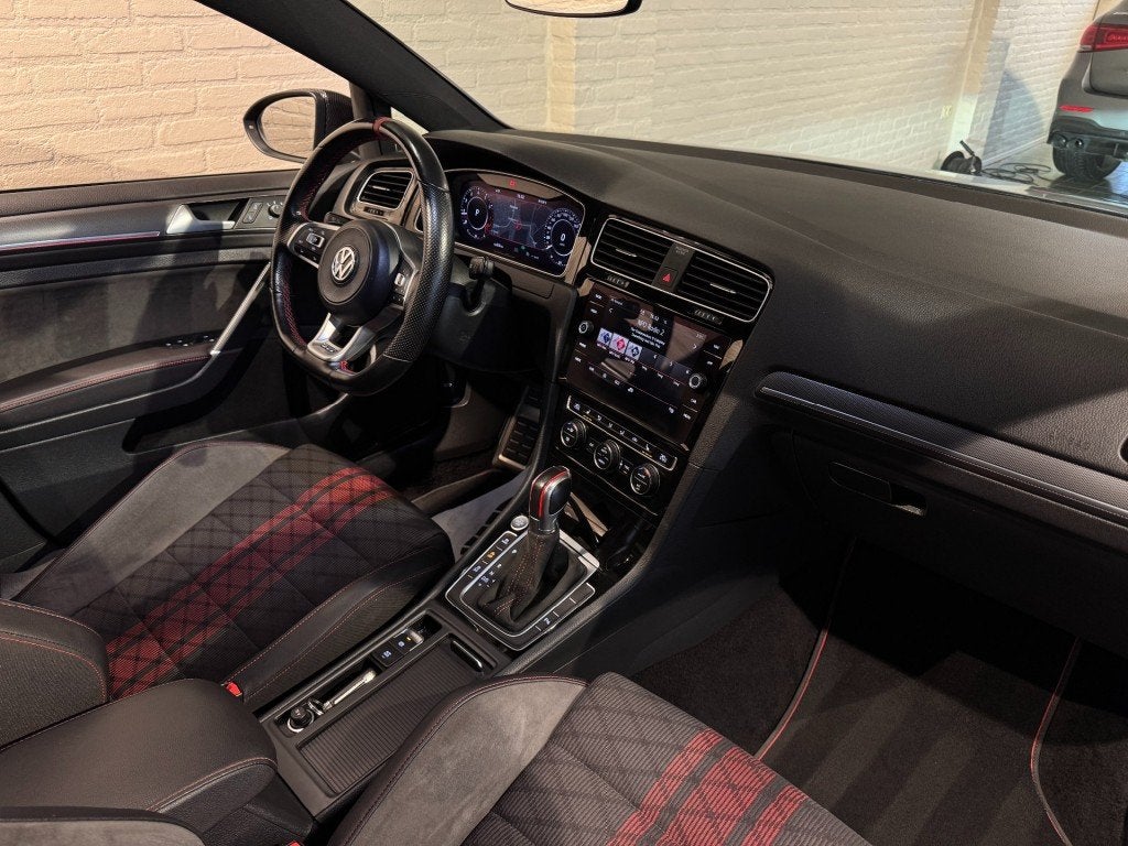 Volkswagen GOLF 2.0 TSI GTI TCR DSG Pano ACC Virtual Keyless, Auto's, 1330 kg, 4 cilinders, 1984 cc, Bedrijf