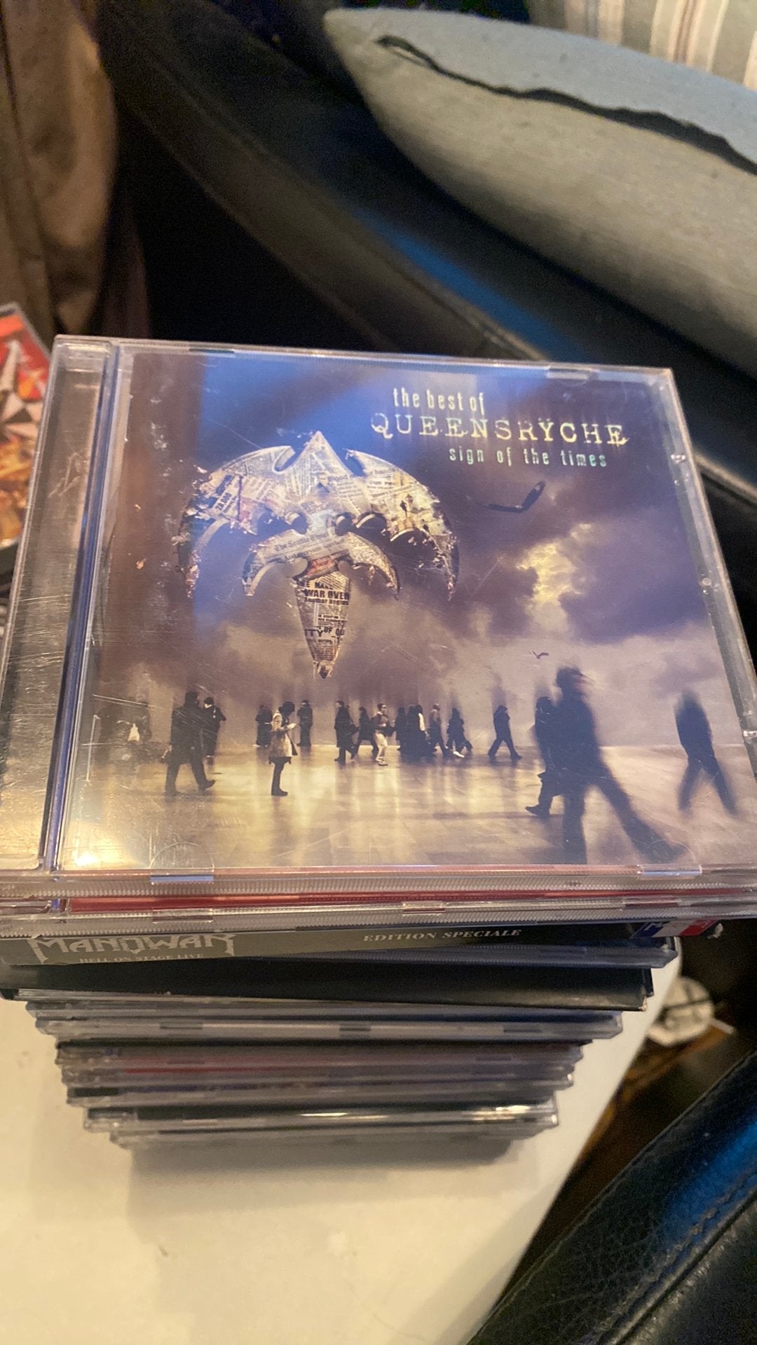 Cd queensryche, sign of the times, Ophalen of Verzenden, Zo goed als nieuw