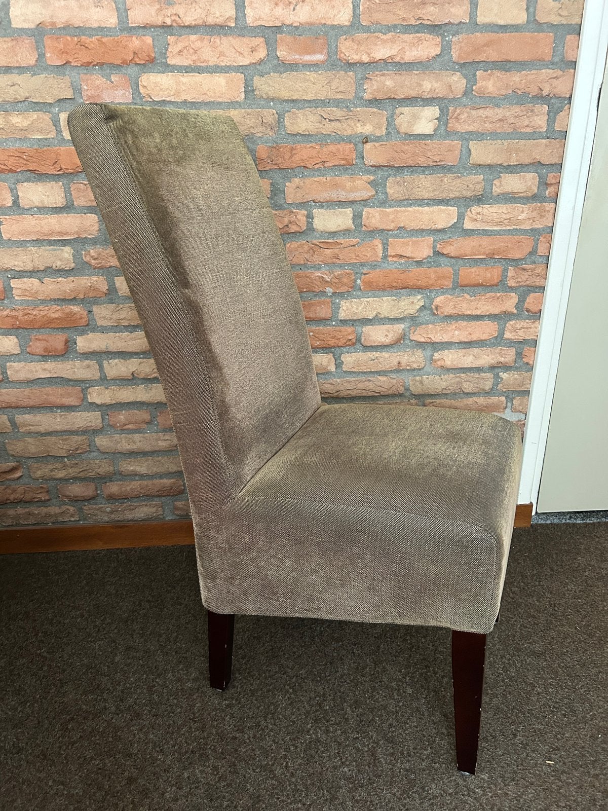 4 x eetkamerstoel 49 x cm hoog x 40 cm diep x 43 cm breed, Ophalen, Gebruikt, Bruin
