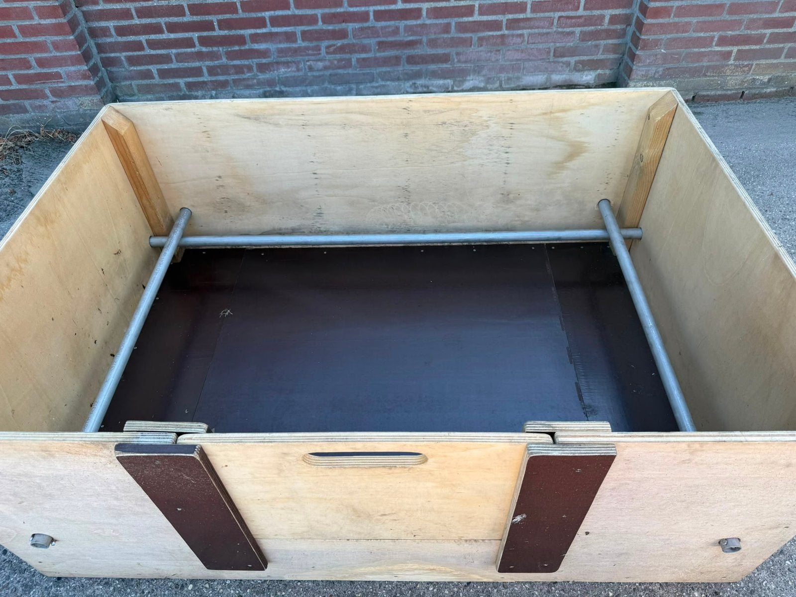 Werpkist grote hond, met doodligstangen, Ophalen, Gebruikt, 110 cm of meer, Minder dan 65 cm