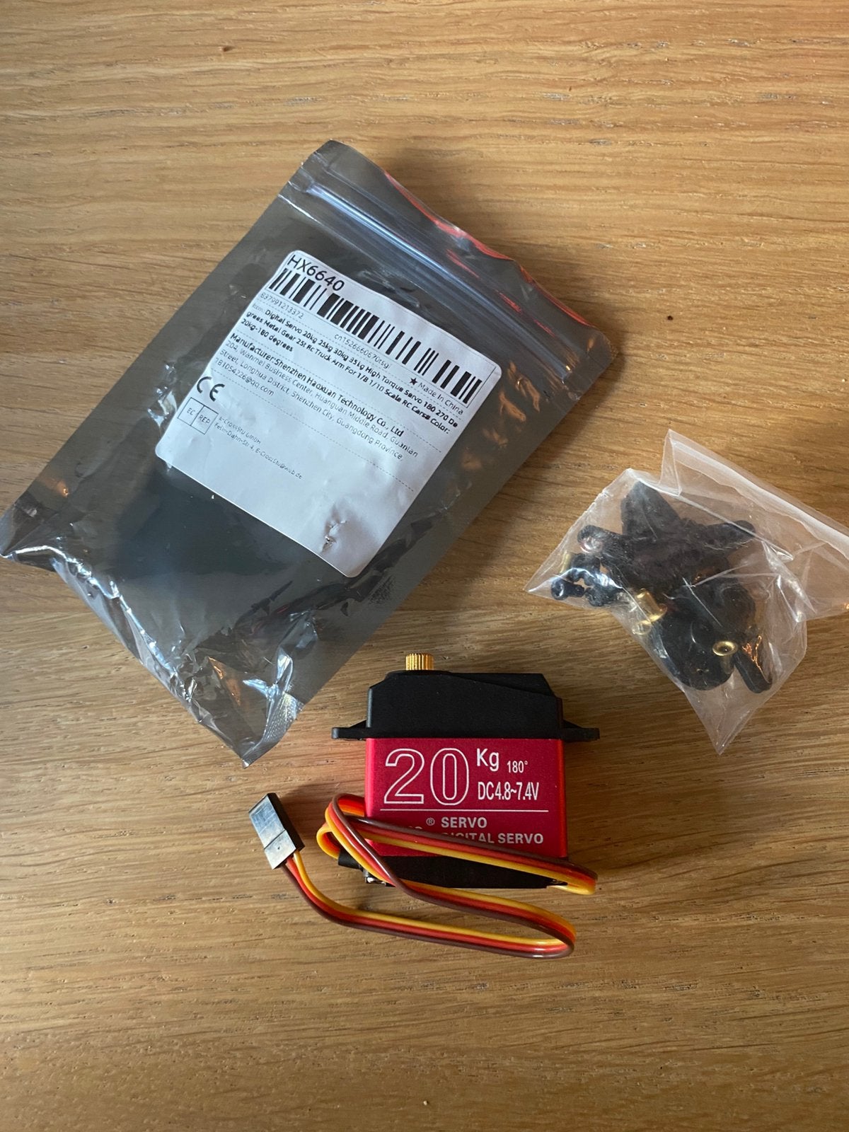 20 kg servo nieuw metal gears, Ophalen of Verzenden, Nieuw