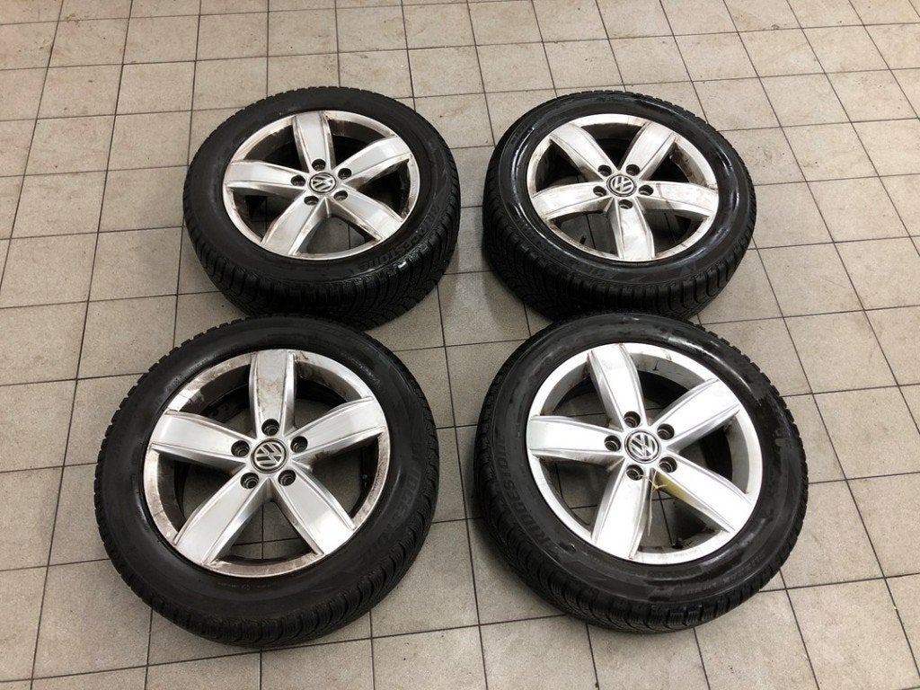 winterbanden vw golf 205/55R16, Gebruikt, 16 inch, ., Banden en Velgen
