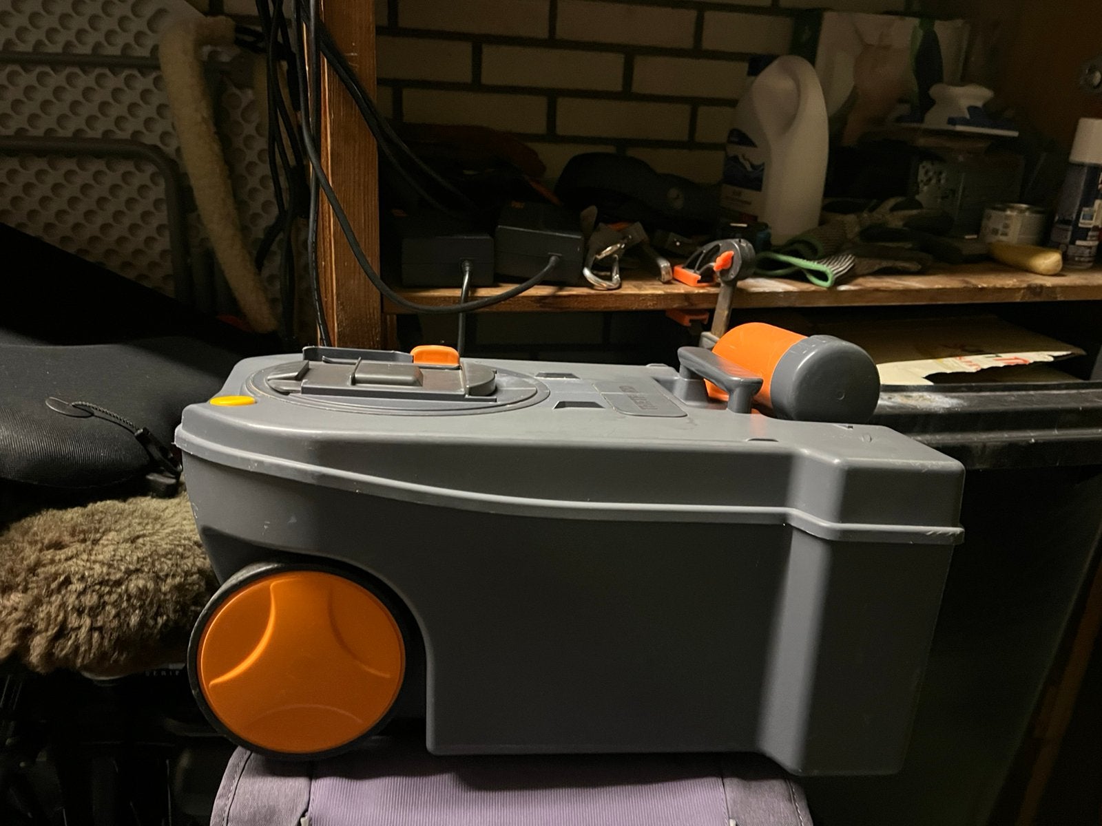 Thetford cassette toilet tank, Ophalen, Gebruikt