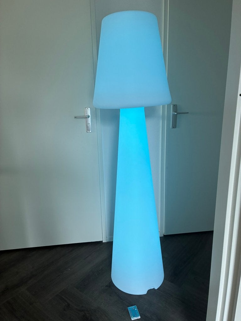 New Garden Lola Led Vloerlamp op accu 165 cm binnen/buiten, Ophalen, Kunststof, Overige fittingen, Zo goed als nieuw