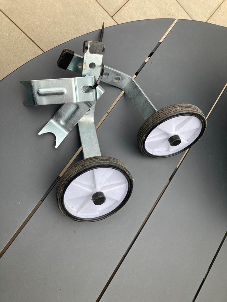 Zijwieltjes, Ophalen of Verzenden, Zo goed als nieuw, Kinderfiets, Wiel