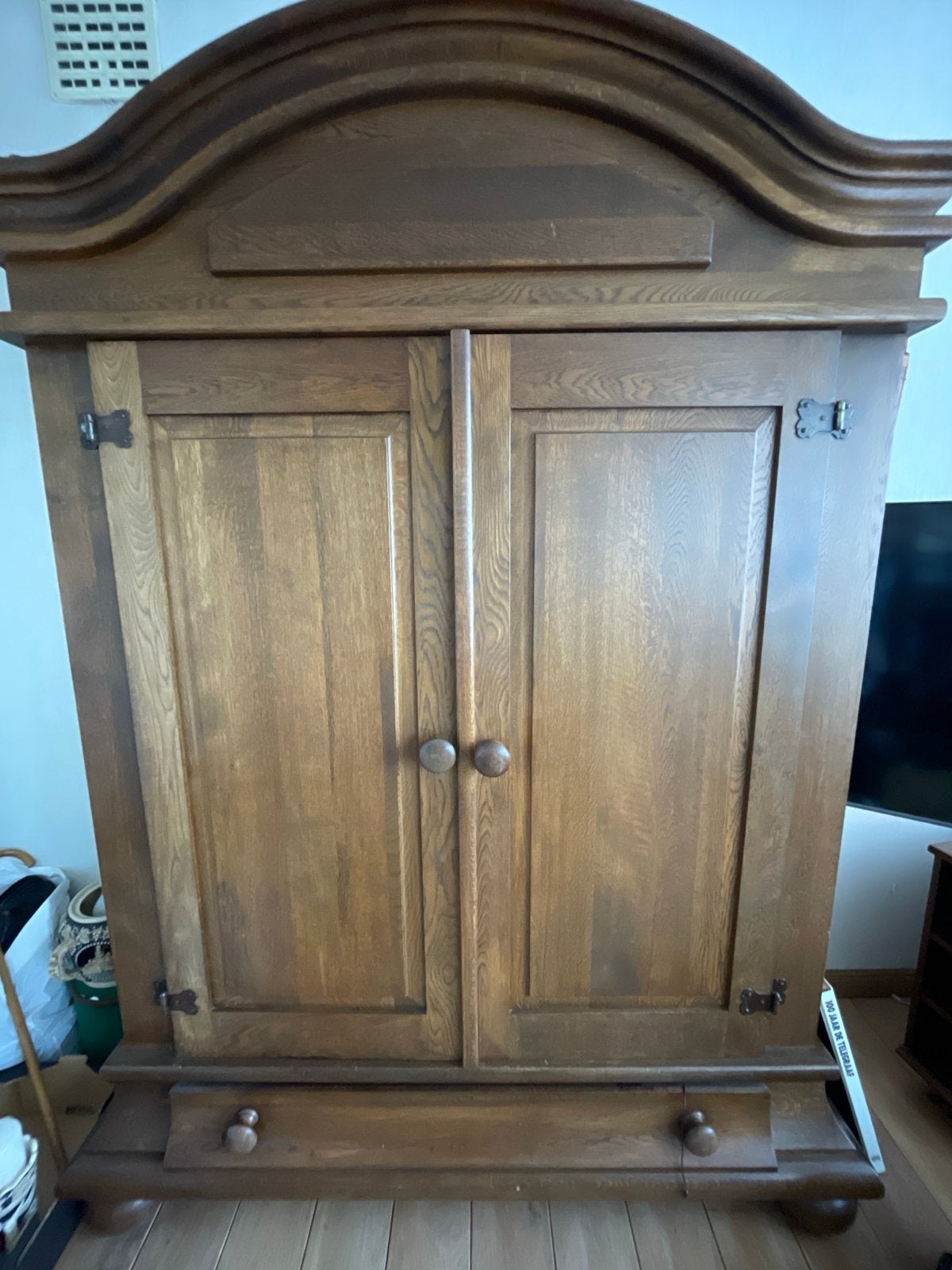 Antieke houten kast met twee deuren en lade, Antiek en Kunst, Ophalen of Verzenden