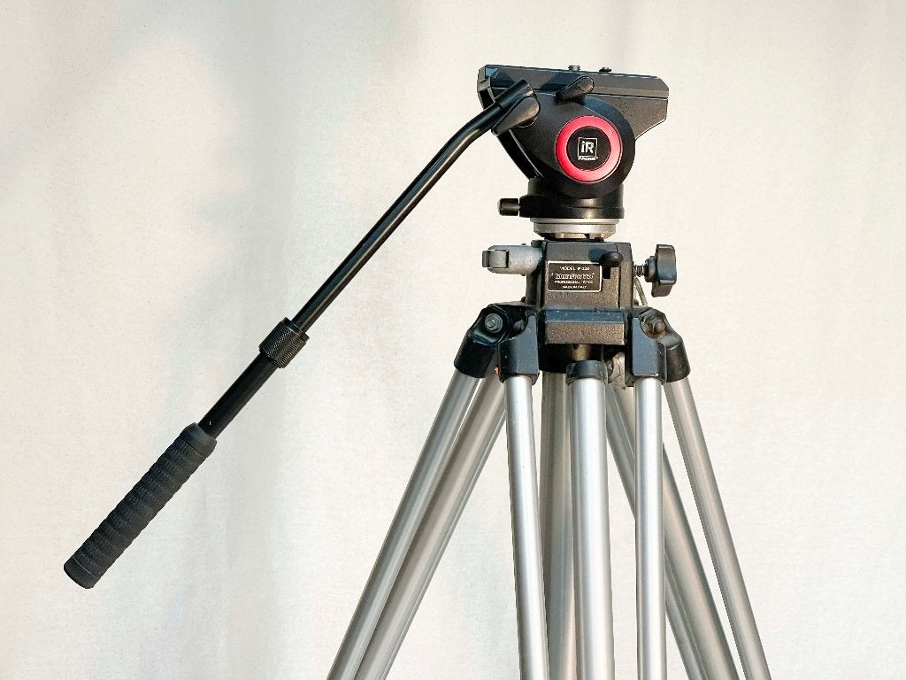Manfrotto #28 statief + IR INNOREL Kop, Audio, Tv en Foto, Fotografie | Statieven en Balhoofden, N, N, Zo goed als nieuw, 175 cm of meer