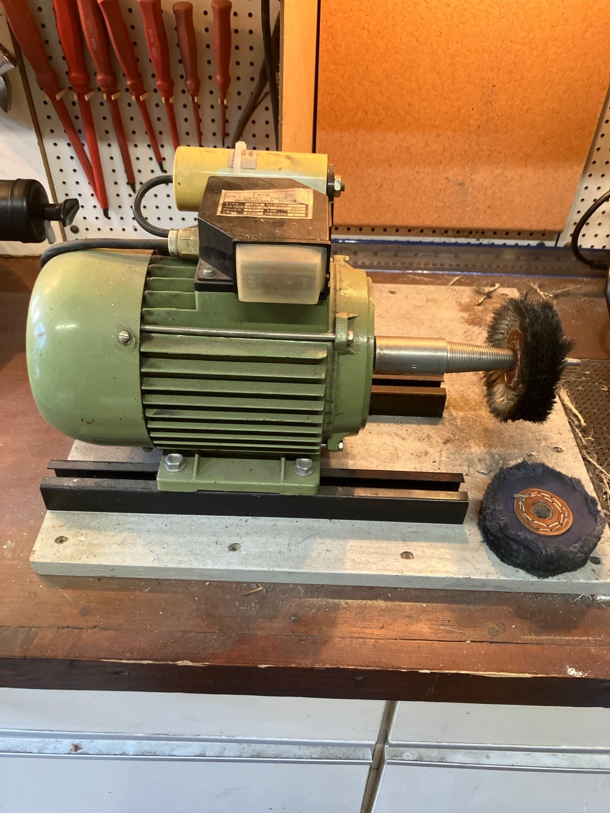 Ferm Asynchrone Motor met Polijst- en Schuuraccessoires, Ophalen, Gebruikt