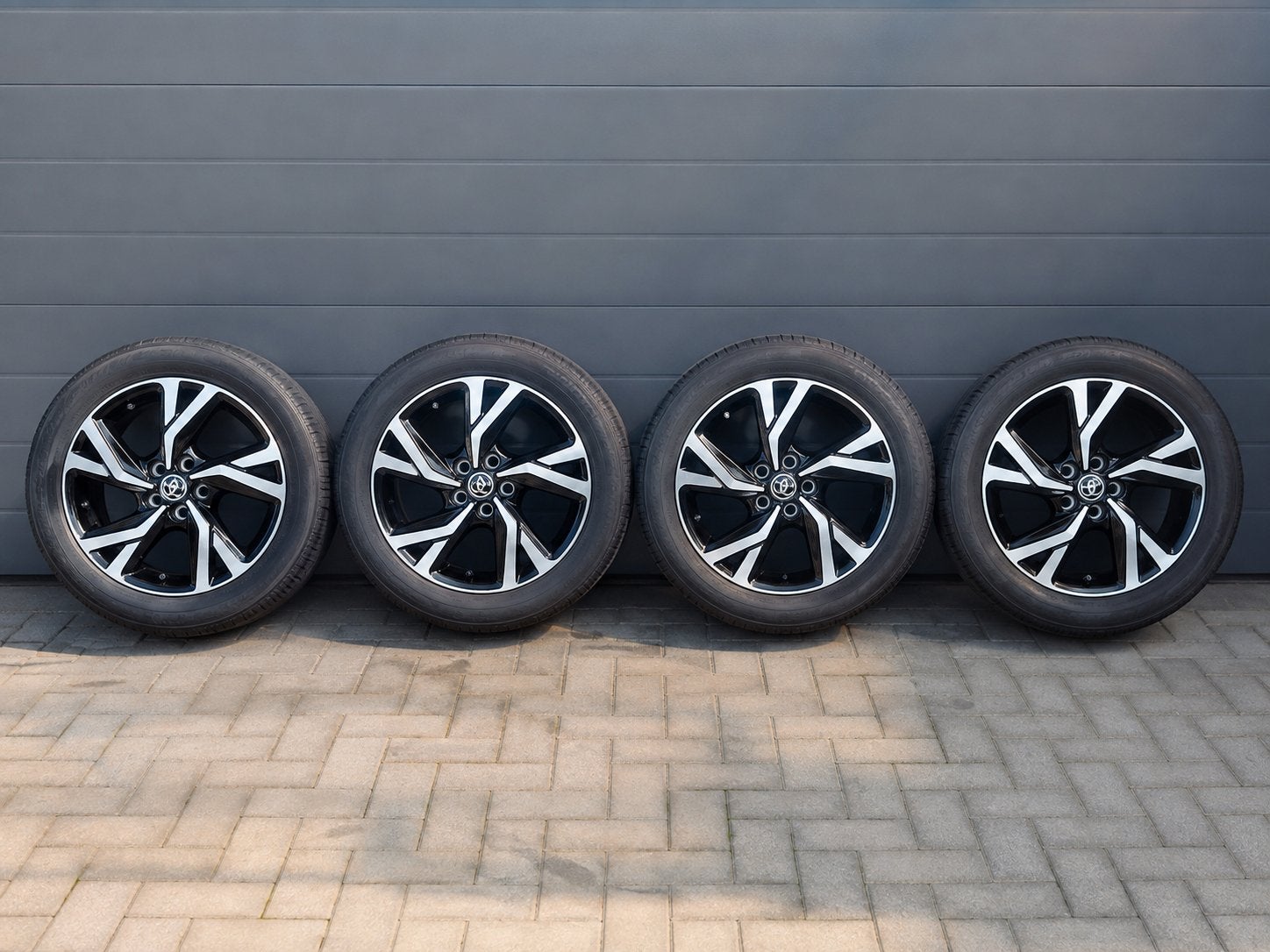 Toyota originele velgen met banden 195 55 R16., 16 inch, Banden en Velgen, Ophalen of Verzenden, 195 mm
