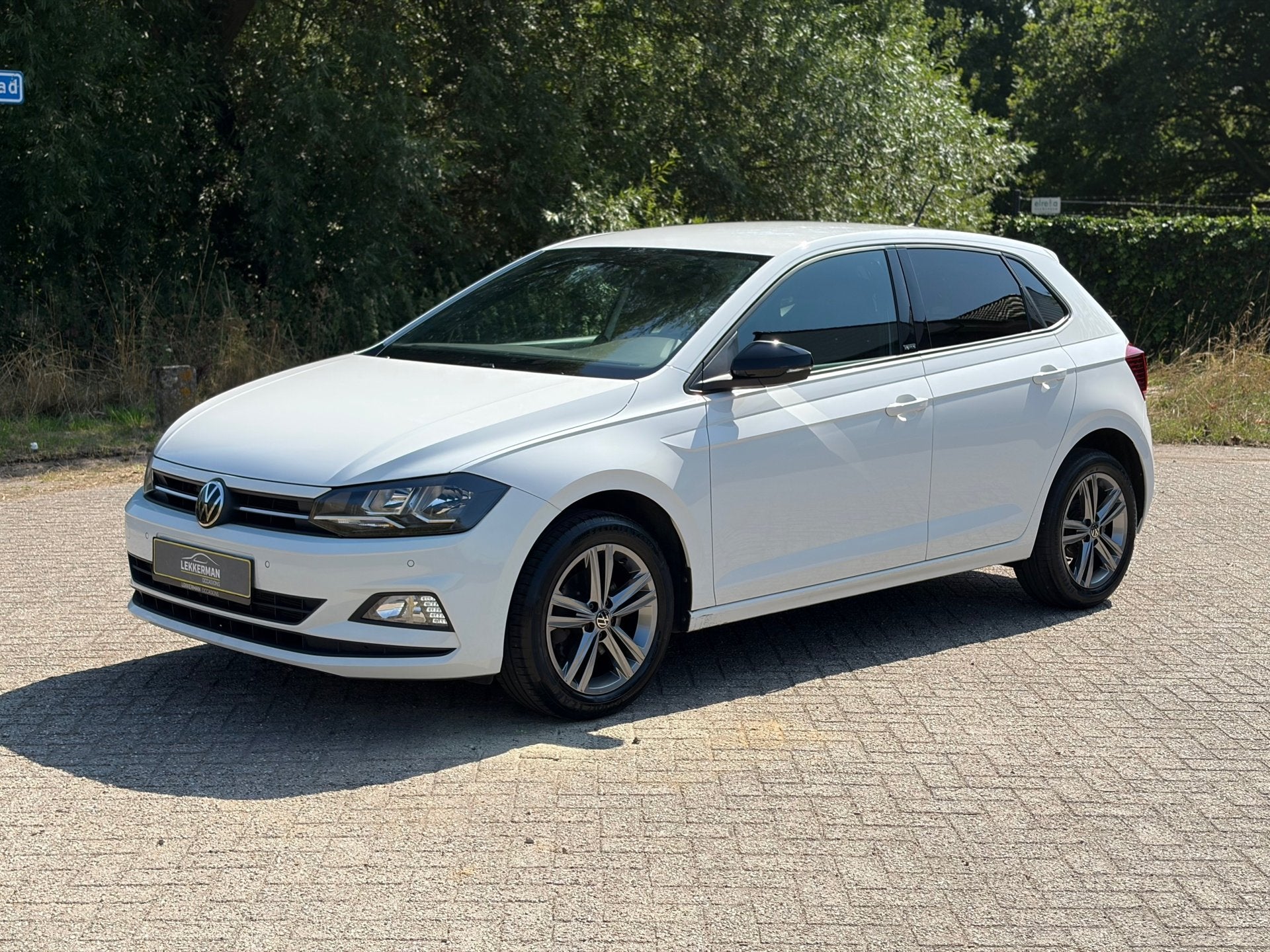 Volkswagen Polo 1.0 TSI R-Line CARPLAY I CAMERA I 6BAK I 110, Auto's, Volkswagen, Voorwielaandrijving, Gebruikt, 1073 kg, Origineel Nederlands