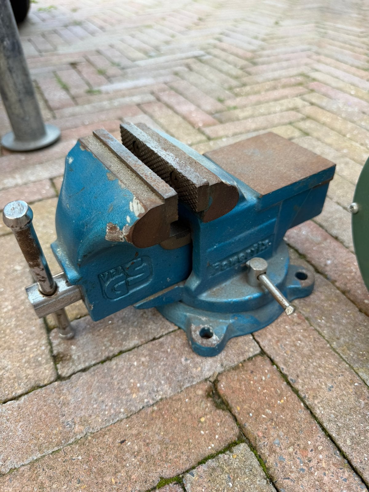 Bankschroef, Ophalen, Zo goed als nieuw, Minder dan 70 cm, Bankschroef