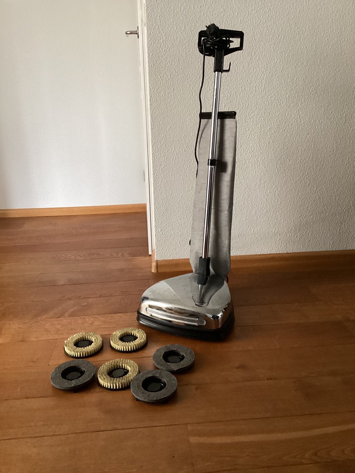 Boenmachine voor houten vloer, Doe-het-zelf en Verbouw, Reinigingsmachines, Ophalen of Verzenden, Zo goed als nieuw