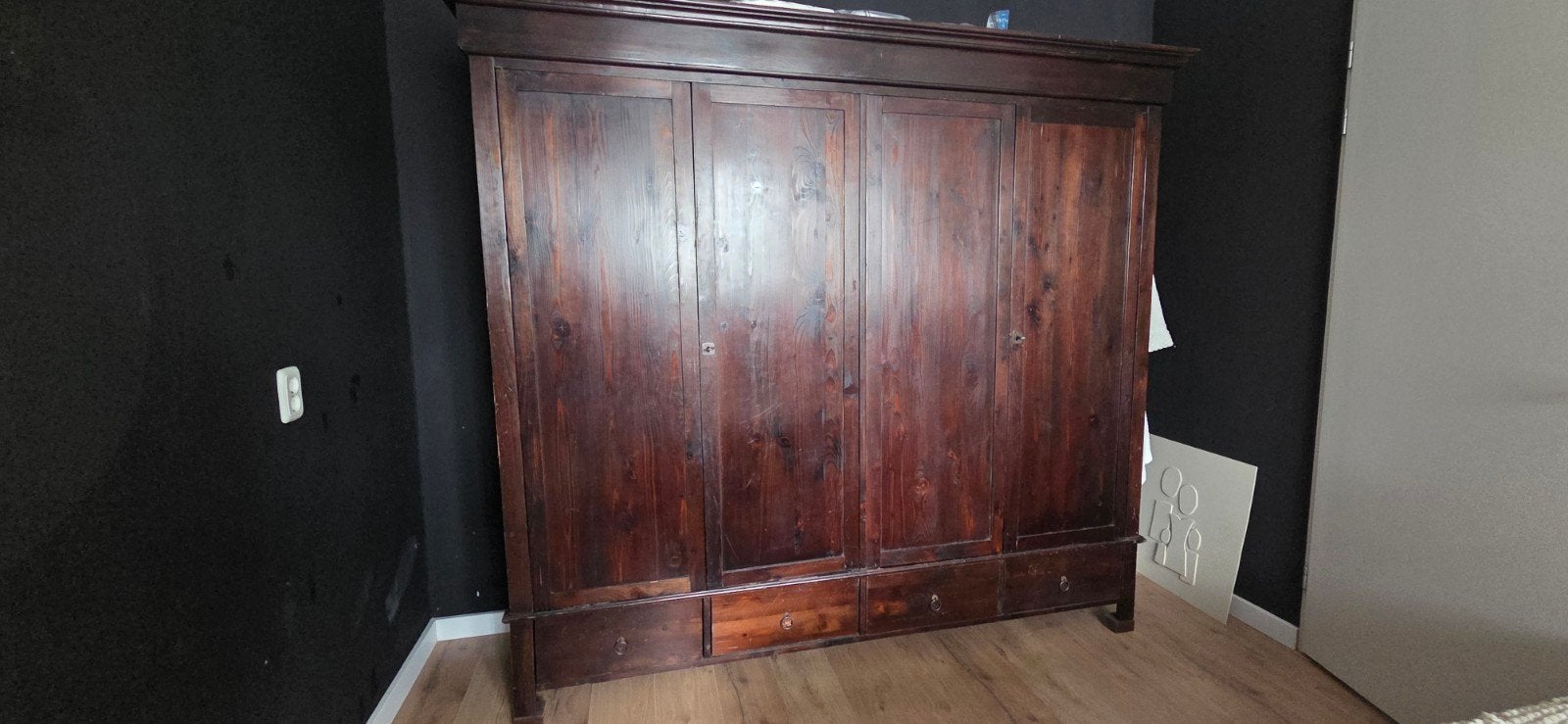 Mooie houten kledingkast, Huis en Inrichting, Ophalen, 50 tot 75 cm, 150 tot 200 cm