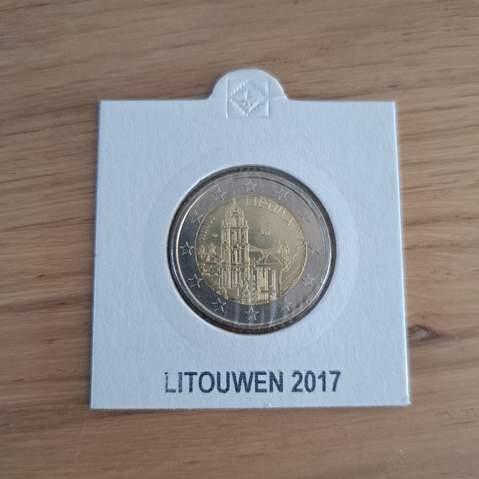 Litouwen 2 Euro 2017 Vilnius Herdenkingsmunt in Coincard, Postzegels en Munten, Munten | Europa | Euromunten, Ophalen of Verzenden
