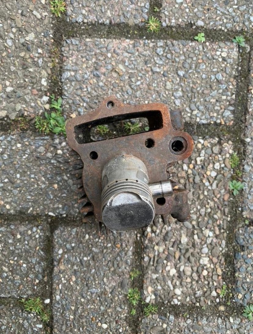 Orginele honda SS50 cilinder, Ophalen of Verzenden, Zo goed als nieuw, Cilinder