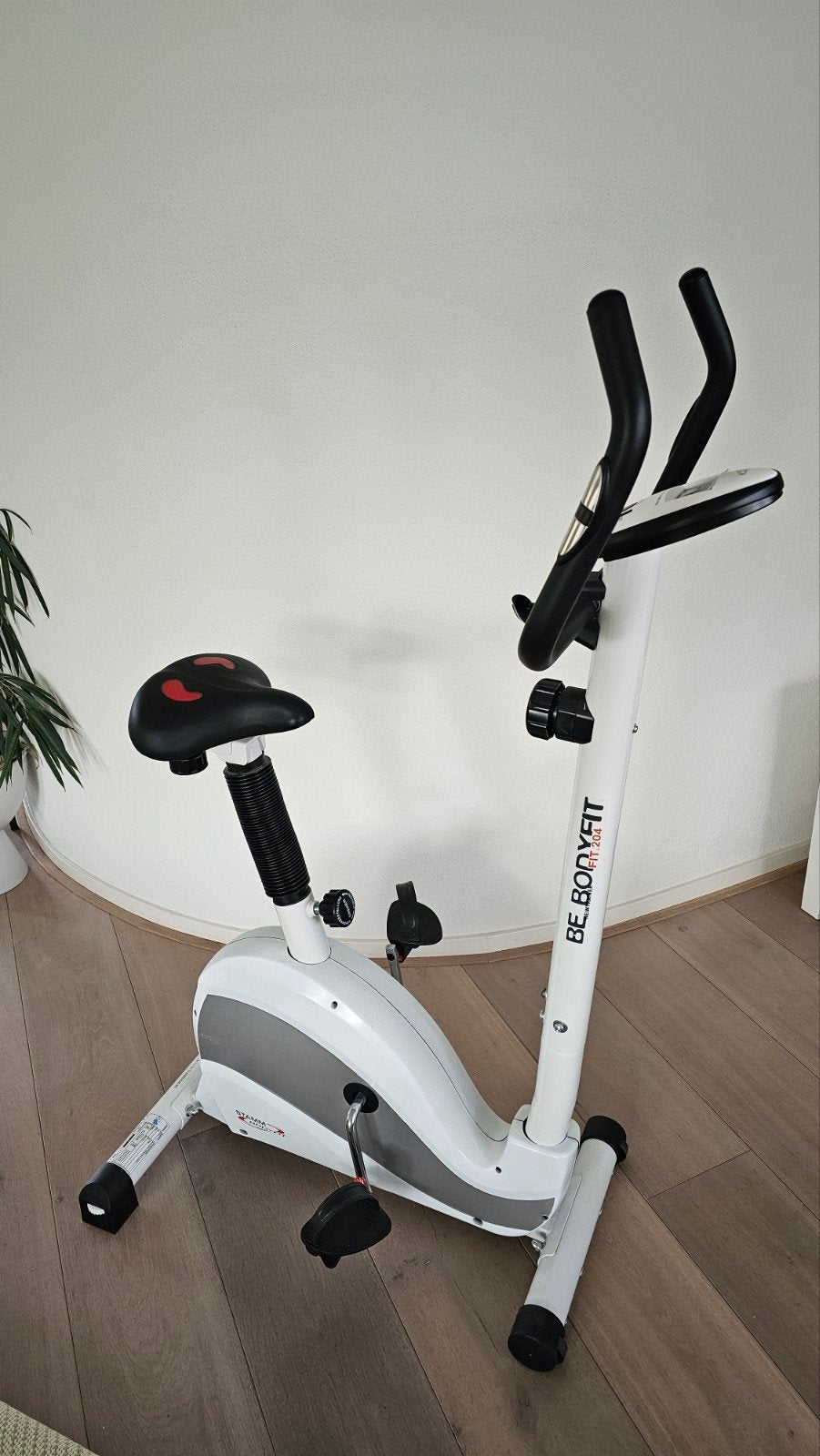 Hometrainer BE.BODYFIT, Sport en Fitness, Ophalen, Zo goed als nieuw, Benen, Hometrainer