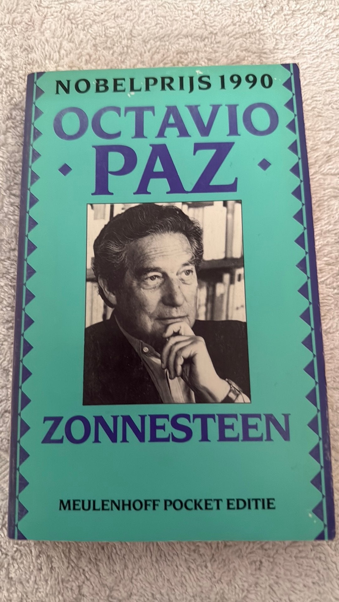 Zonnesteen. Octavio Paz nobelprijs 1990, Ophalen of Verzenden, Zo goed als nieuw
