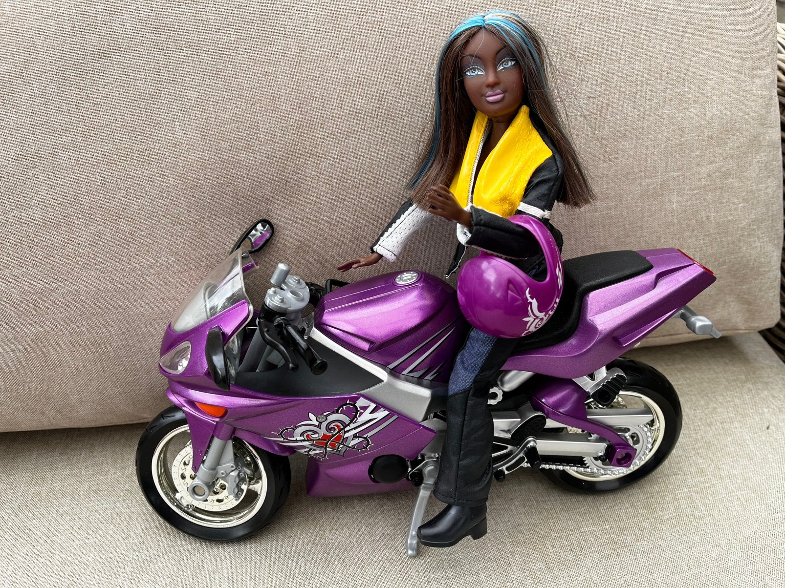 Mattel flavas motor met stoere flavas barbiepop, Ophalen, Zo goed als nieuw, Barbie