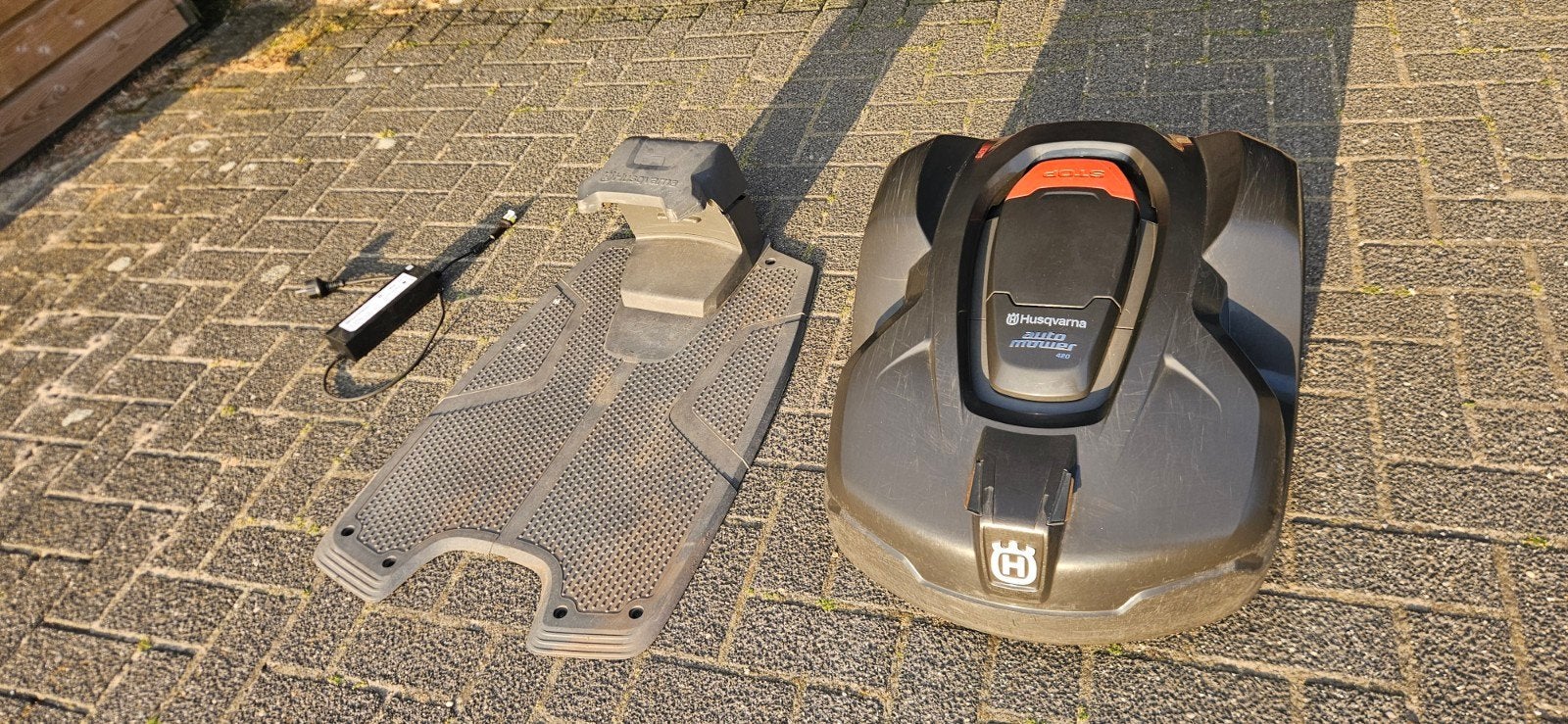 Husqvarna Automower 420 Robotmaaier, Ophalen, Cirkelmaaier, Accu-grasmaaier, Zo goed als nieuw