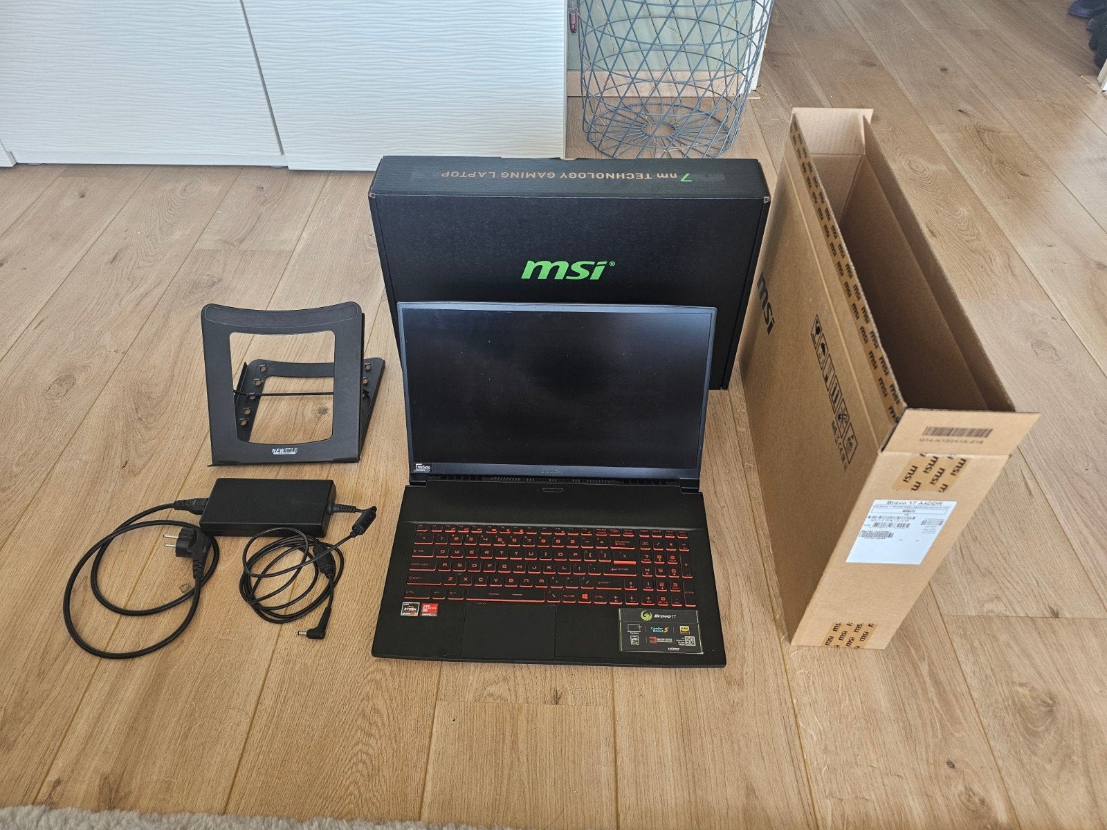 MSI Bravo 17 A4DDR Gaming Laptop - AMD Ryzen 7, RX5500M, Computers en Software, Windows Laptops, Gebruikt, 2 tot 3 Ghz, Qwerty