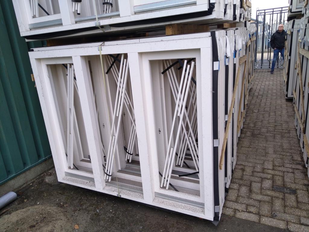 Hardhouten draaikiep ramen, Doe-het-zelf en Verbouw, Glas en Ramen, Ophalen, Gevelraam of Ruit, 120 tot 160 cm, Nieuw