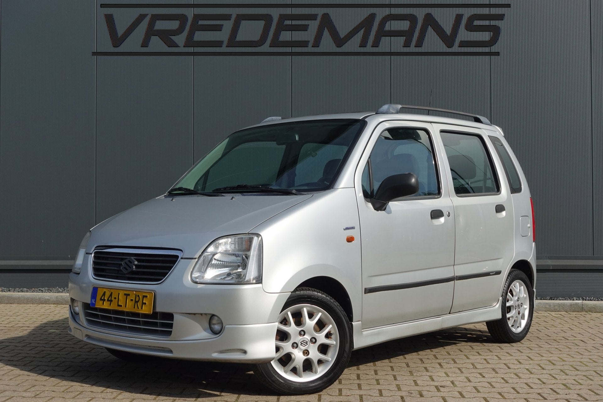 Suzuki Wagon R+ 1.3 Special, Voorwielaandrijving, Stof, Gebruikt, 4 cilinders