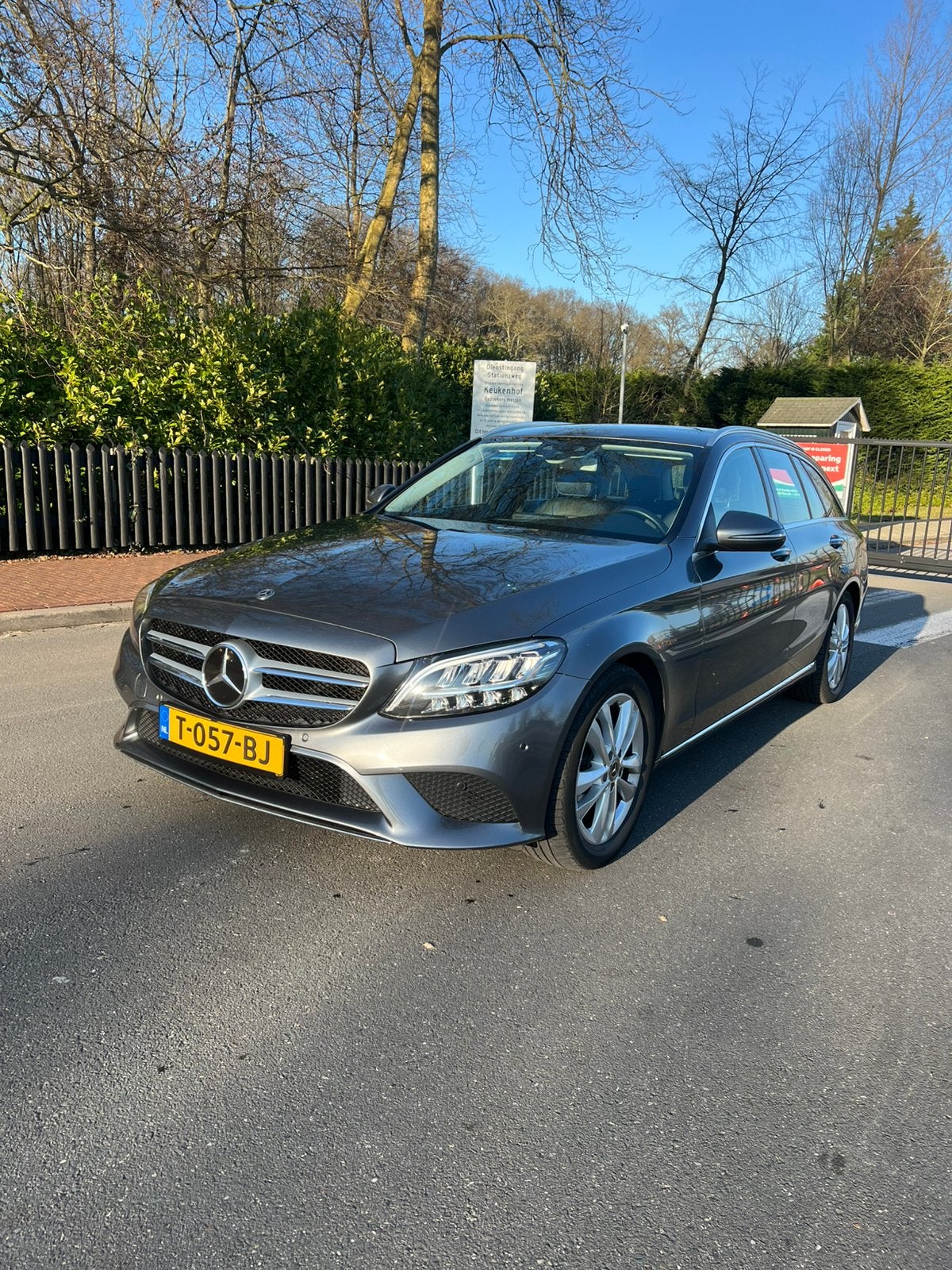 Mercedes-Benz C-Klasse C200 d 150pk 9G-2019 Grijs Trekhaak, Automaat, Achterwielaandrijving, 1800 kg, 4 cilinders