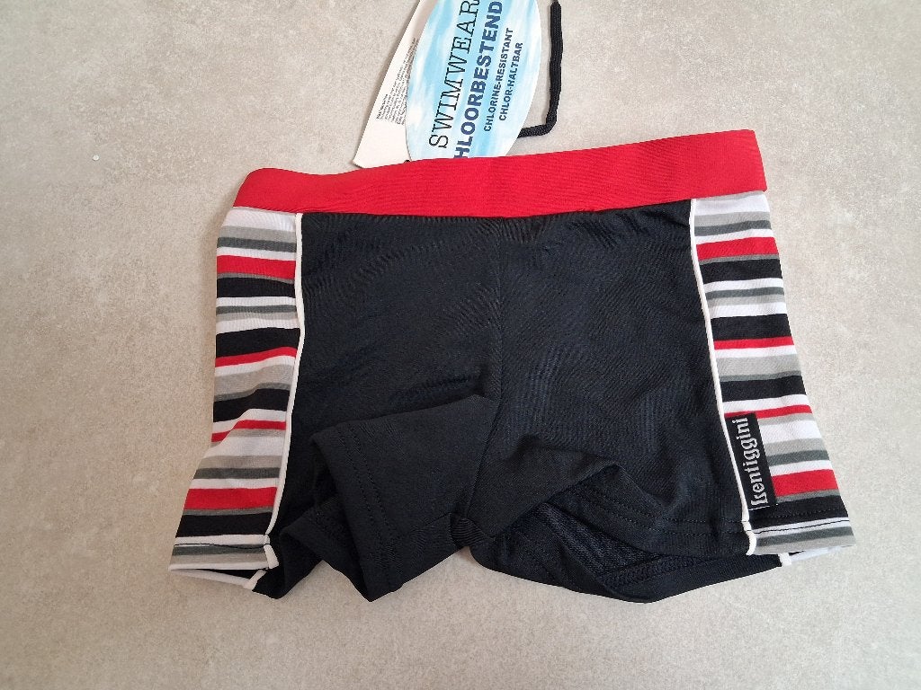 Nieuw! zwembroek Zwart rood Lentiggini maat 116, Lentiggini, Ophalen of Verzenden, Jongen, Nieuw