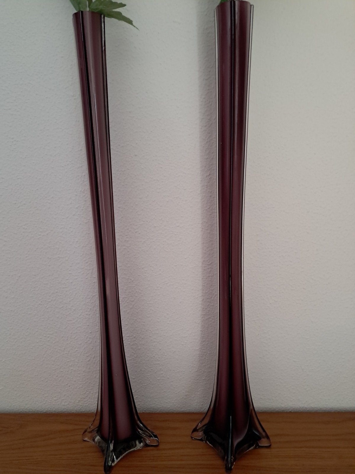 Vintage Eiffeltoren-vaas. Kleur aubergine- of amethystpaarse, Ophalen of Verzenden