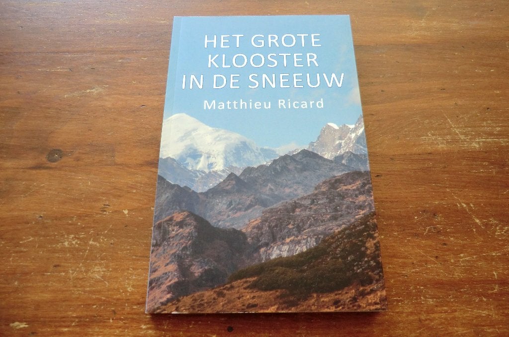 boek - Het grote klooster in de sneeuw - Matthieu Ricard, Overige typen, Ophalen of Verzenden, Zo goed als nieuw, Overige onderwerpen