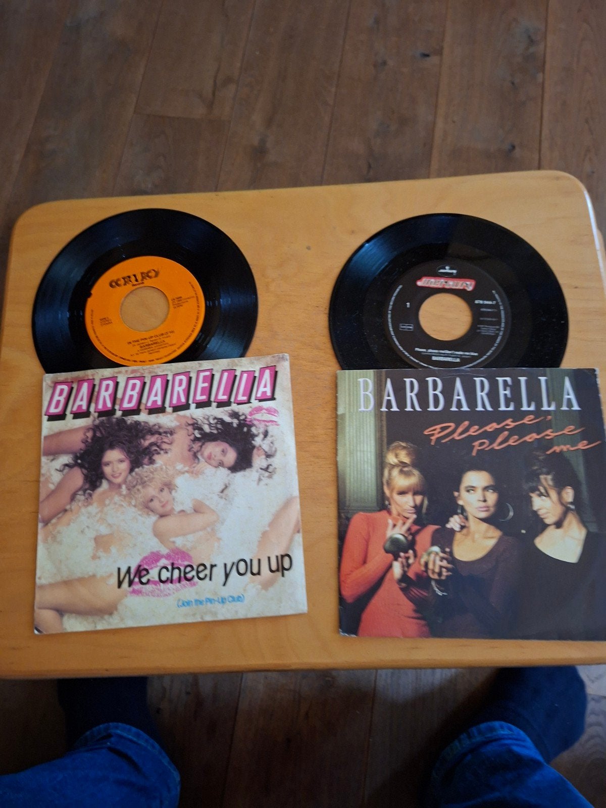 2 Barbarella singles: We Cheer You Up & Please, Please Me, Gebruikt, 7 inch, Pop, EP