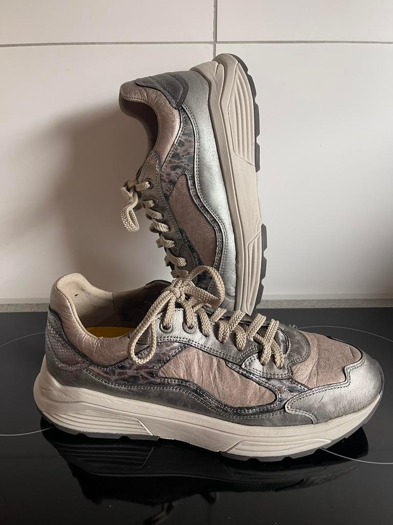 Zeer netten Xsensible sneakers 41 Milau wijdte G, Kleding | Dames, Schoenen, Ophalen of Verzenden, Zo goed als nieuw, Grijs, Sneakers of Gympen