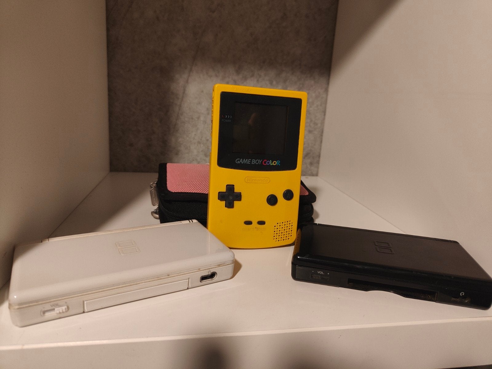 Game Boy Color - Geel & 2x DS Lite, Spelcomputers en Games, Ophalen of Verzenden, Gebruikt, Game Boy Color