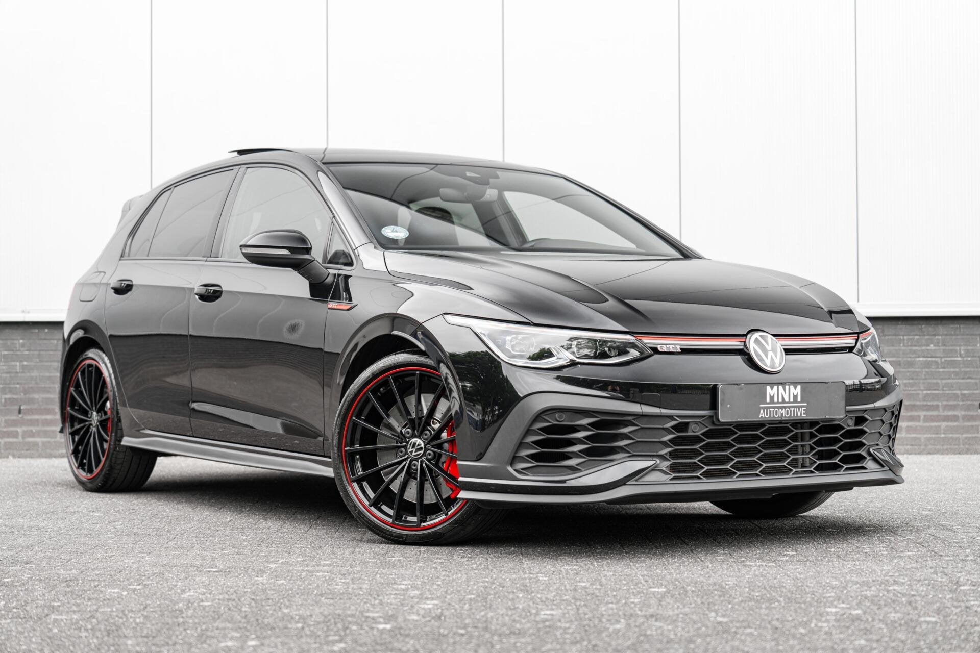 Volkswagen Golf 2.0 TSI GTI Clubsport 45 |Pano|Akrapovic|IQ-, Stof, Gebruikt, Zwart, 4 cilinders