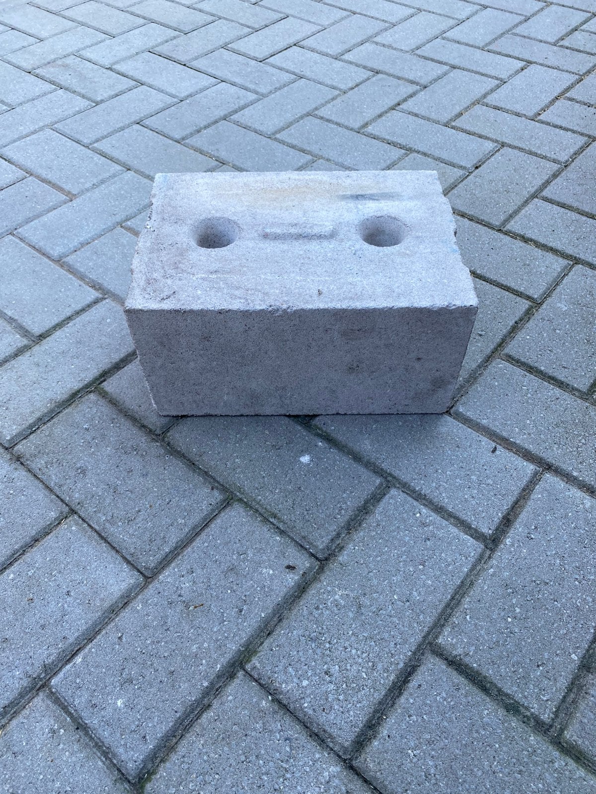 Kalkzandsteen blokken 56 stuks.    Voor fundering.   N.O.Z, Ophalen, Zo goed als nieuw, Kalkzandstenen
