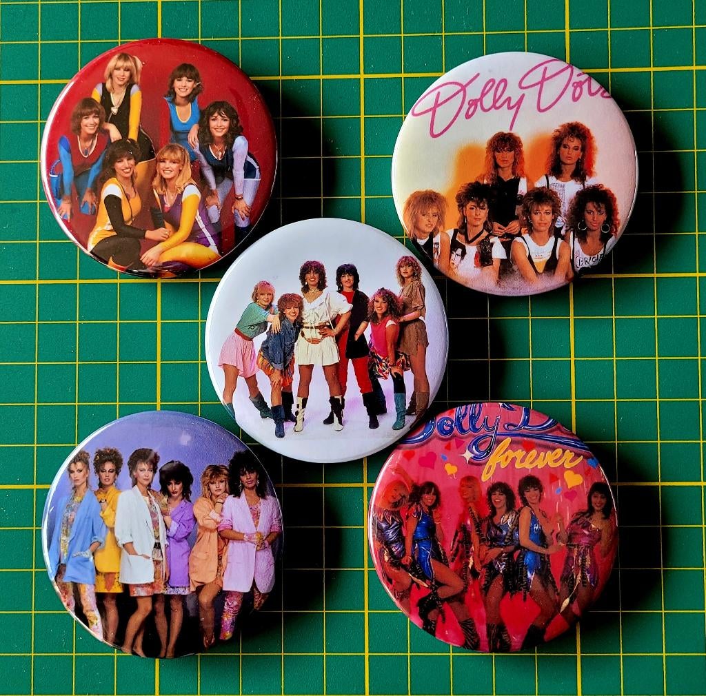 Grote Dolly Dots buttons (2), Verzamelen, Verzenden, Nieuw, Gebruiksvoorwerp
