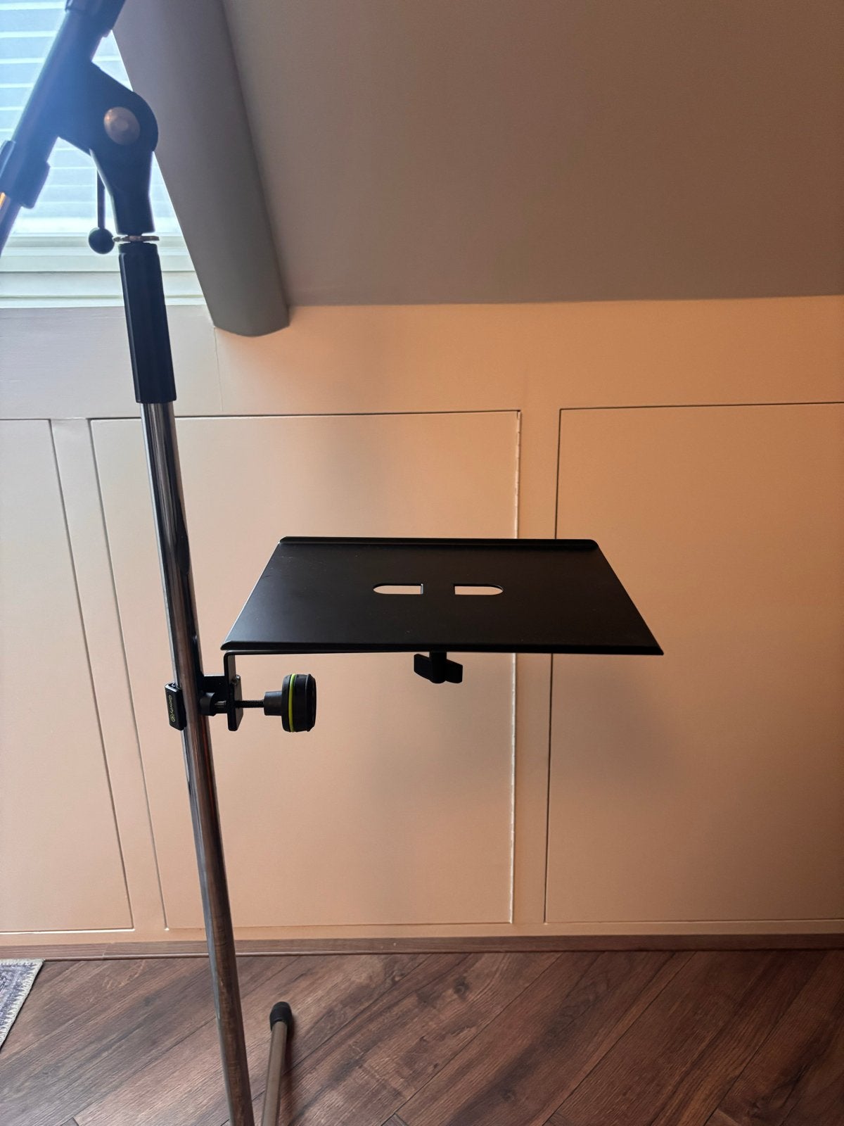 Gravity MA tray 1 plateau plankje voor microfoonstandaard, Muziek en Instrumenten, Ophalen of Verzenden, Zo goed als nieuw, Instrumentstandaard