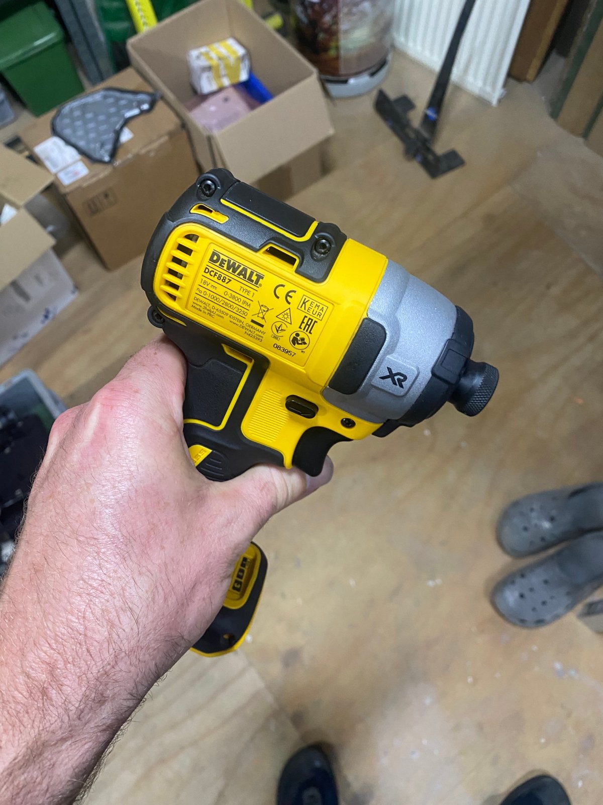 Foto 7 van Dewalt DCF887