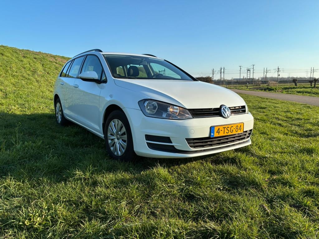 Volkswagen Golf 1.2 TSI 105PK Variant 2014 Wit, Voorwielaandrijving, Zwart, 4 cilinders, Origineel Nederlands