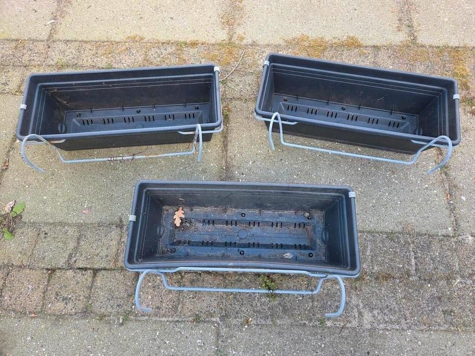 Balkonbakken met ophangsysteem - Set van 3, Tuin en Terras, Bloembakken en Plantenbakken, Ophalen, Kunststof, Gebruikt, Minder dan 30 cm