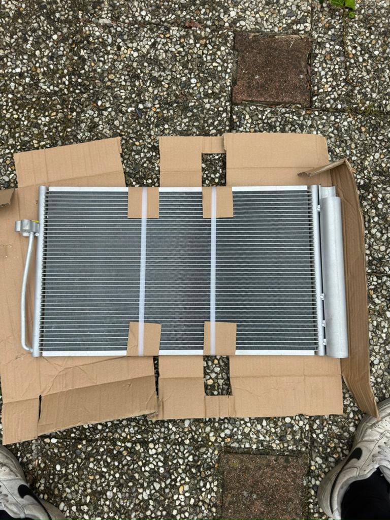 Bmw 530facelift  3.000cc v6 condensor airco radiator, Ophalen, Nieuw, BMW