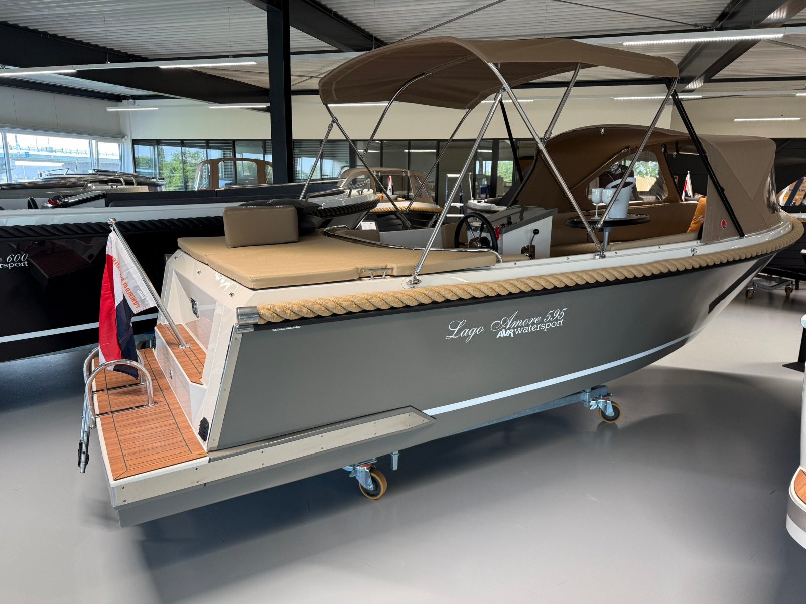 Lago amore 595 direct vaarklaar, Tender, Lago Amore, Rondzit, Ophalen of Verzenden