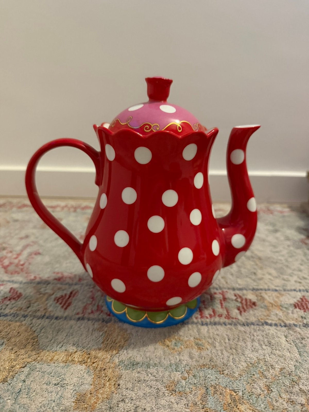 Oilily theepot met theemuts, Huis en Inrichting, Ophalen, Overige merken, Zo goed als nieuw, Porselein