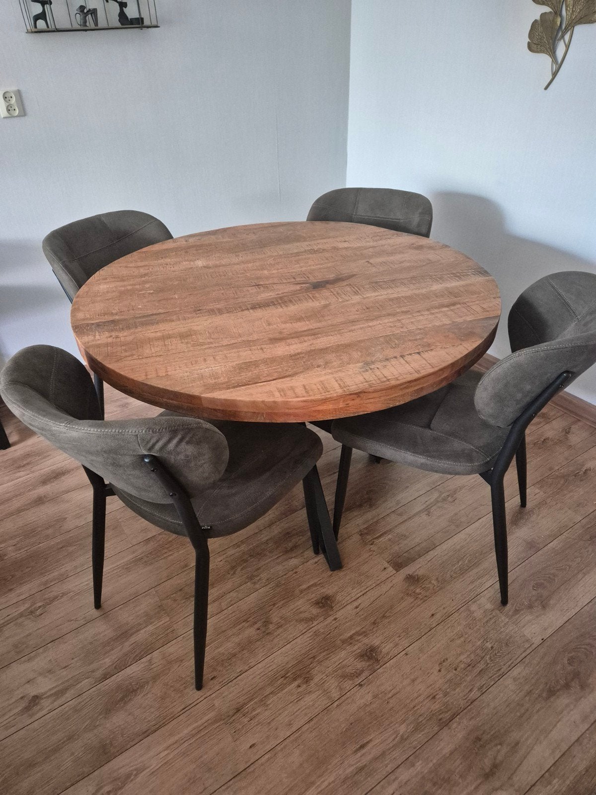 mooie tafel, Huis en Inrichting, Ophalen, Rond, Zo goed als nieuw, 100 tot 150 cm