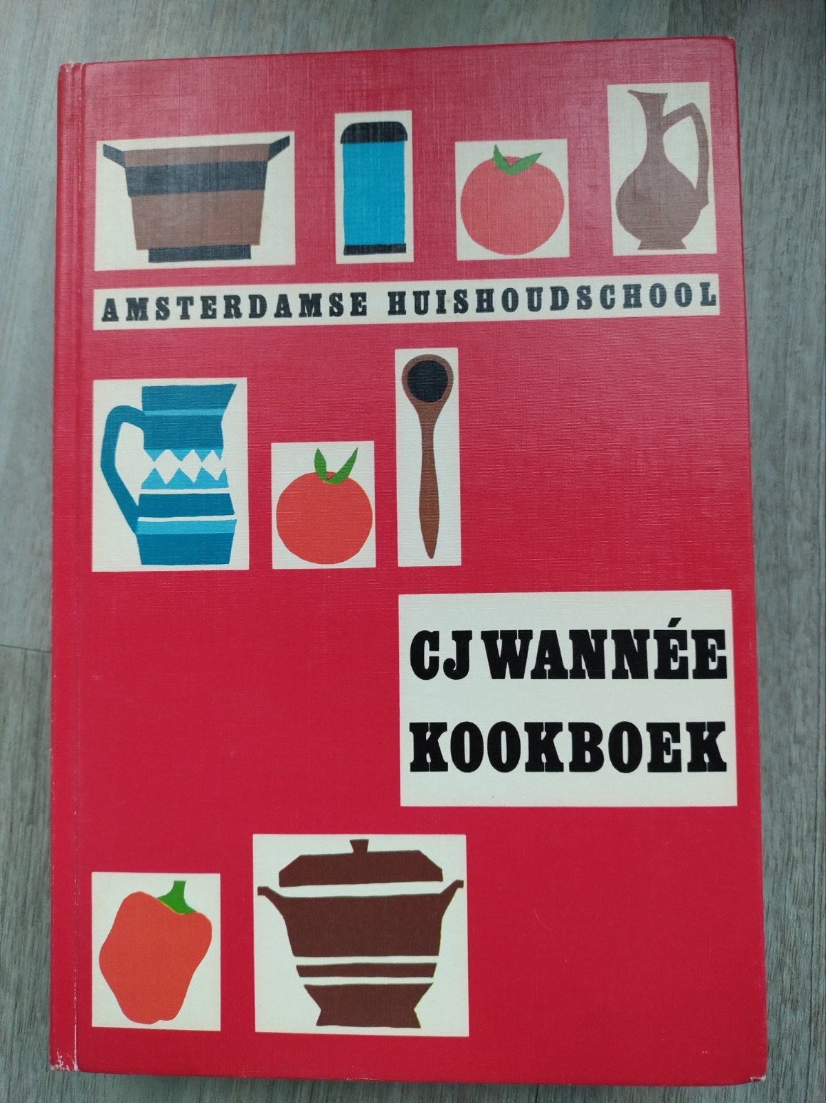 leuk ouderwets kookboek Amsterdamse Huishoudschool CJ Wannée, Ophalen of Verzenden, Zo goed als nieuw, Nederland en België