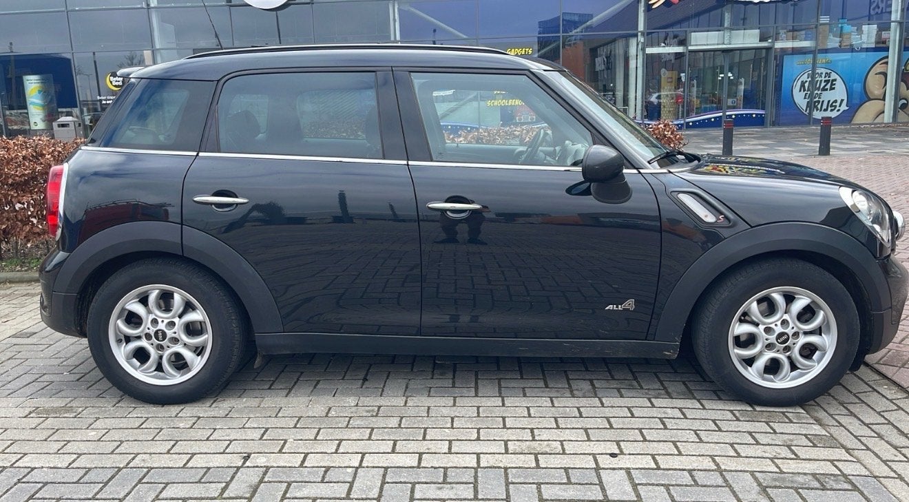 Mini Countryman 2.0 D 143pk All4 2011 Zwart trekh, Auto's, Mini, Particulier, Countryman, 4x4, ABS, Airbags, Airconditioning, Alarm